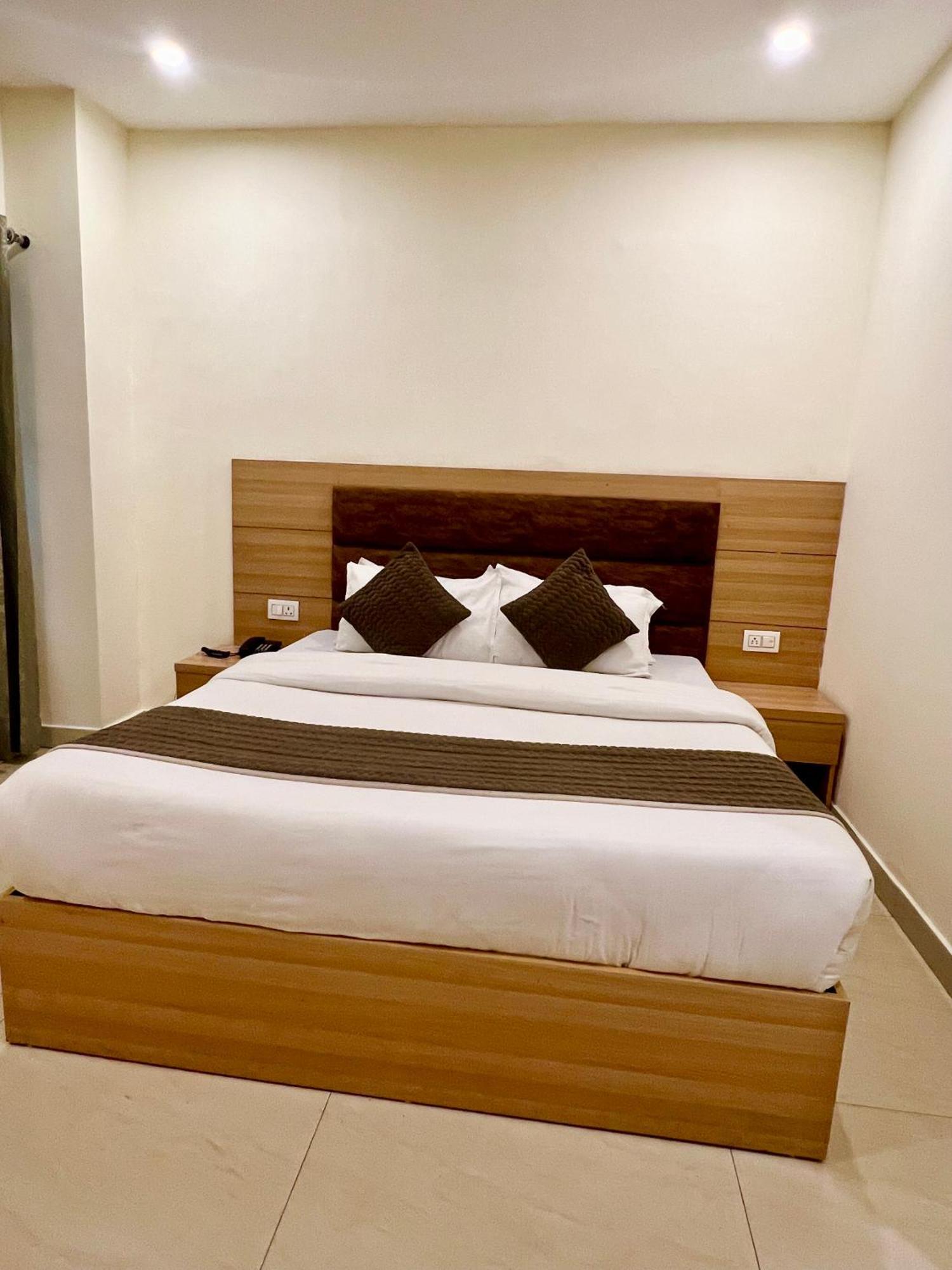 The Reo Lodge, Haridwar Exterior photo